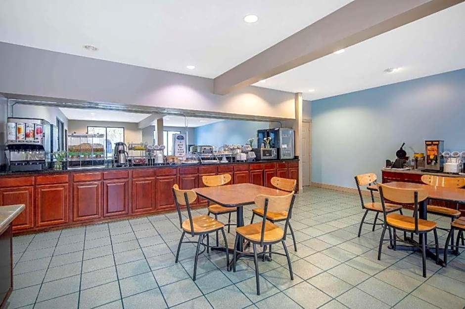 Baymont by Wyndham Laurel