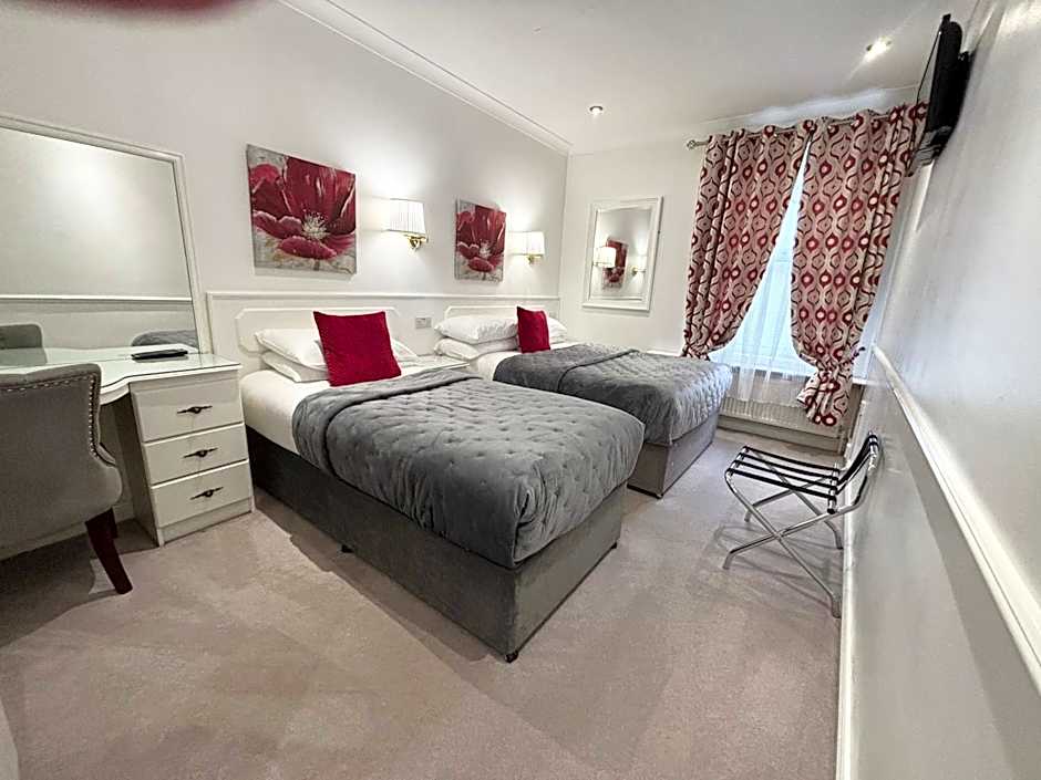 Dergvale Hotel