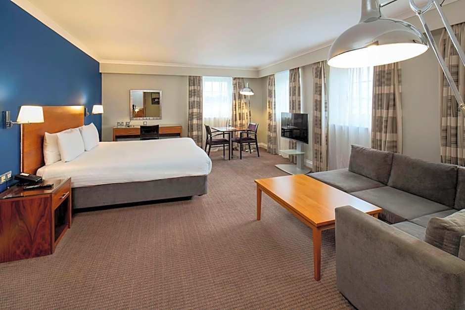 London Croydon Aerodrome Hotel By Sunday