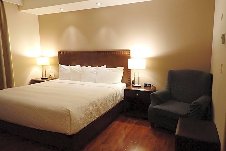 Days Inn & Suites by Wyndham Fort Saskatchewan