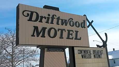 Driftwood Motel