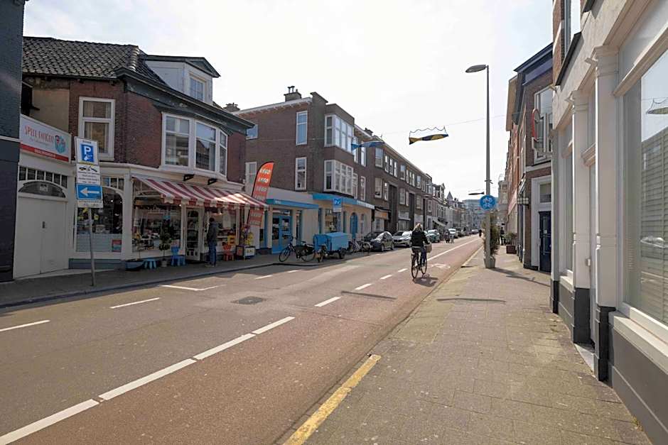 Modern two bedroom apartment close to the beach