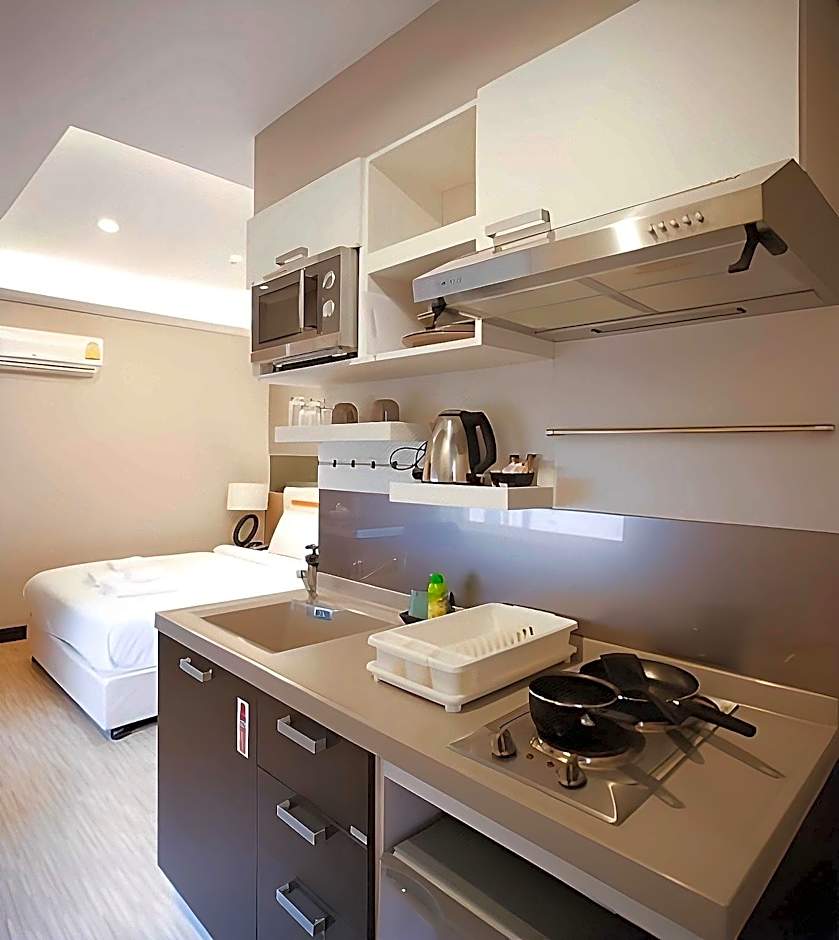 Arawana Express Phromphong