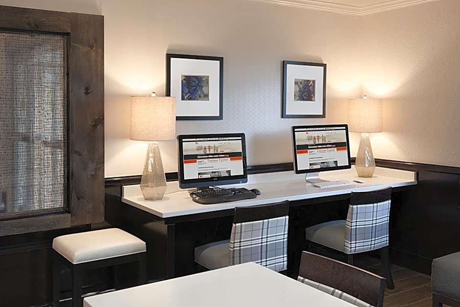 Holiday Inn Express Hotel & Suites Andover East 54 Wichita By IHG