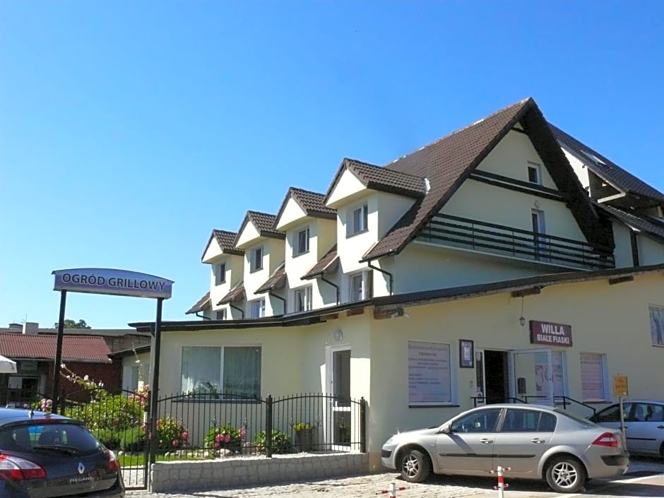 Willa Białe Piaski Pokoje i Noclegi Białogóra