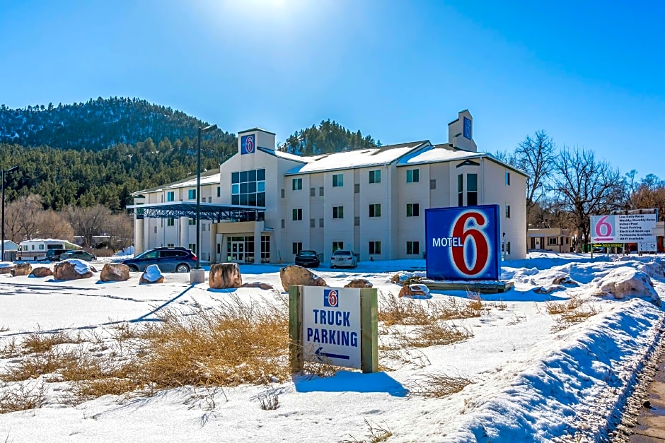 Econo Lodge Hot Springs South