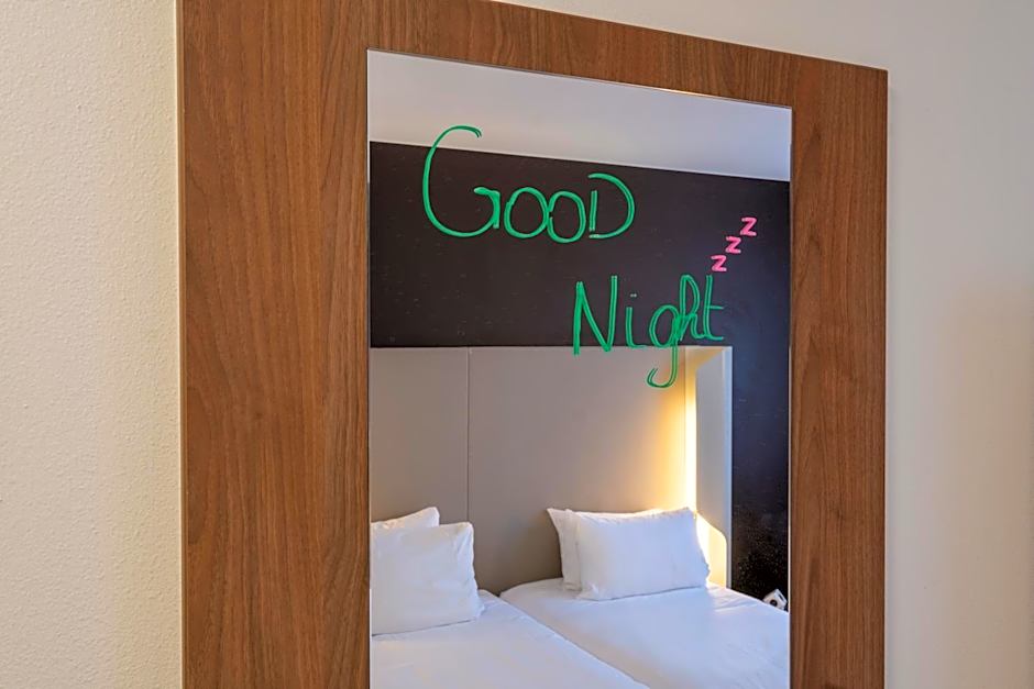 Campanile Roissy Le Mesnil Amelot