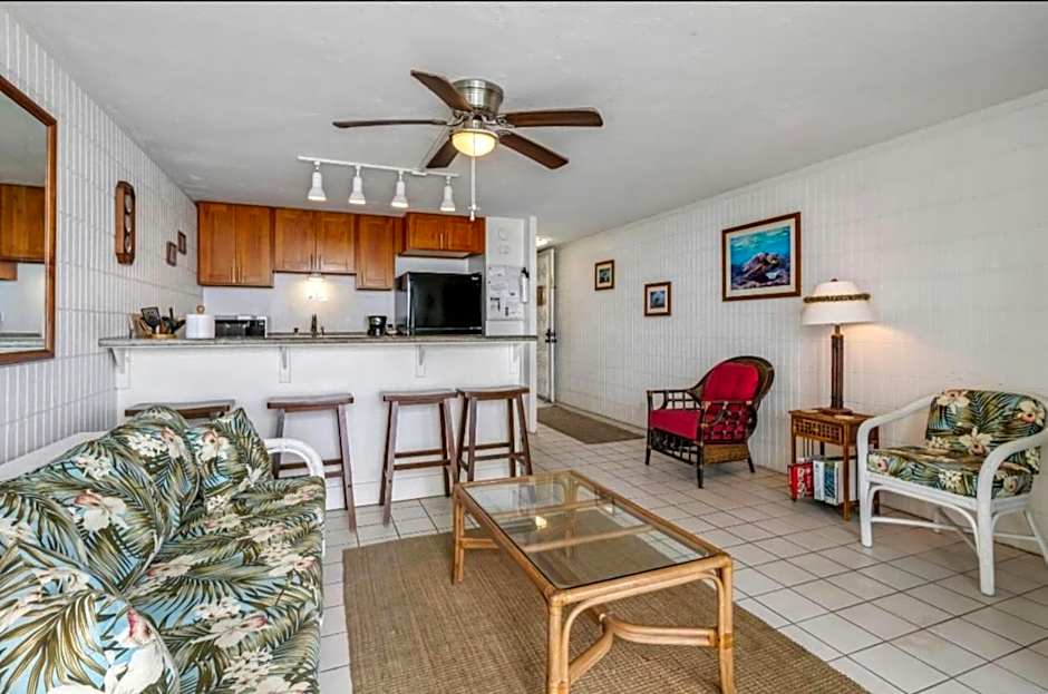 Stunning Ocean Views Condos in Oahu at Punaluu