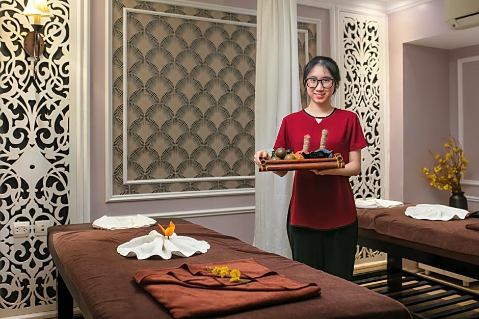 Oriental Central Hotel