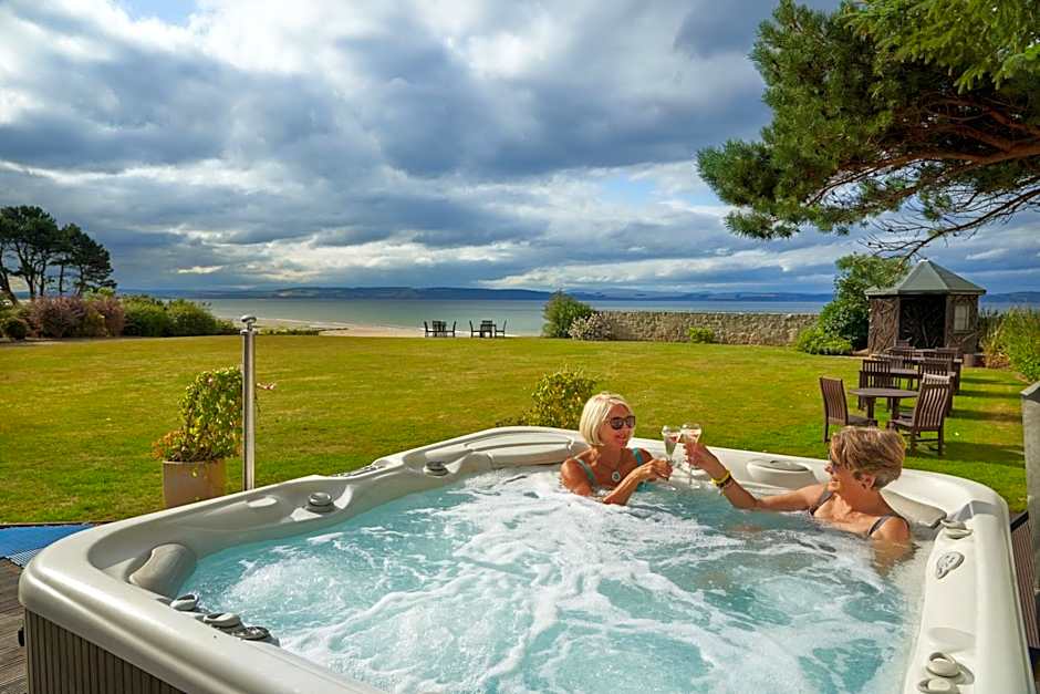 Golf View Hotel & Spa