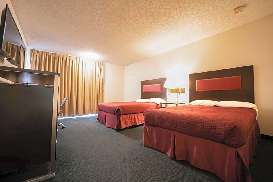 Royal Plaza Inn
