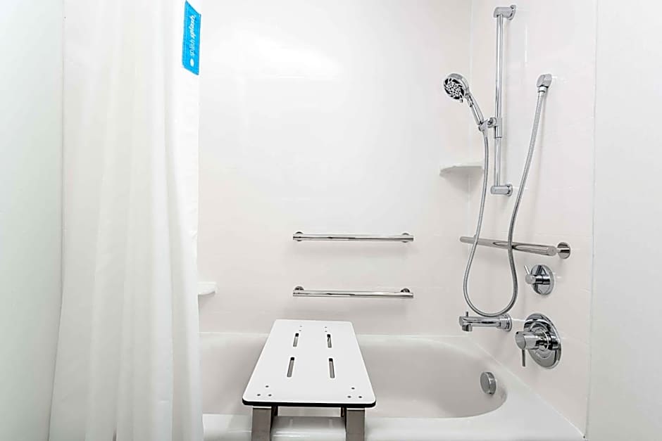 Hampton Inn By Hilton Ashland City, Tn