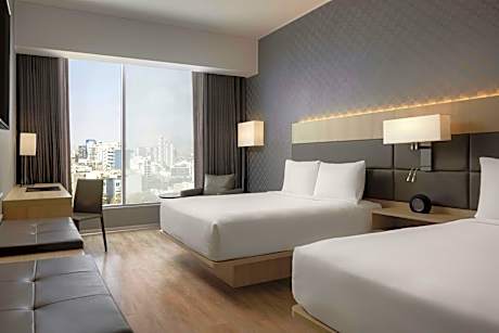 City Deluxe, Deluxe Guest Room, 2 Double, City view