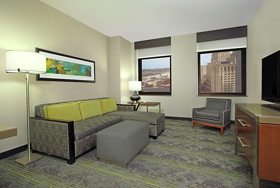 Embassy Suites By Hilton Pittsburgh-Downtown