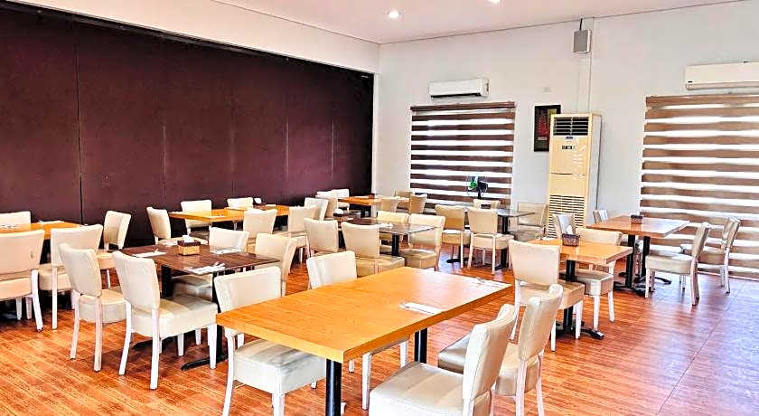 Microtel by Wyndham Cabanatuan