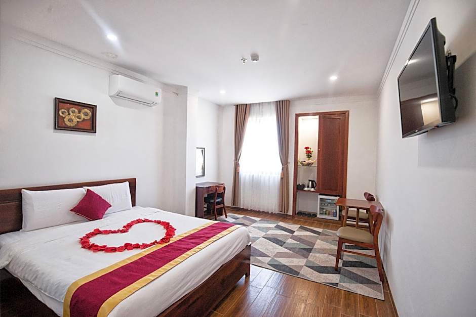 Le Centre Hotel