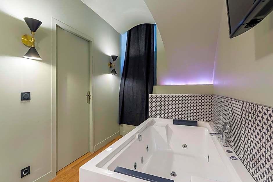 Suite Romantique Balnéo Centre Lyon