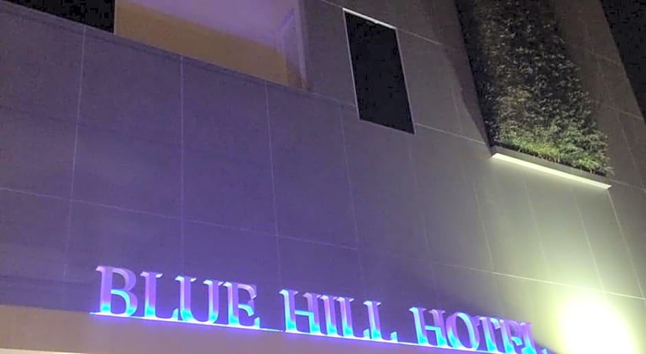 Blue Hill Hotel