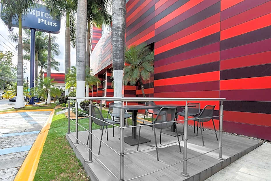 City Express Plus by Marriott Guadalajara Expo