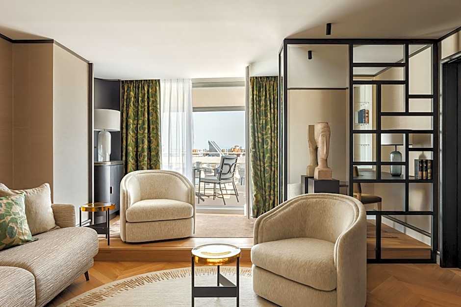 Hôtel De Sers Champs Elysées Paris