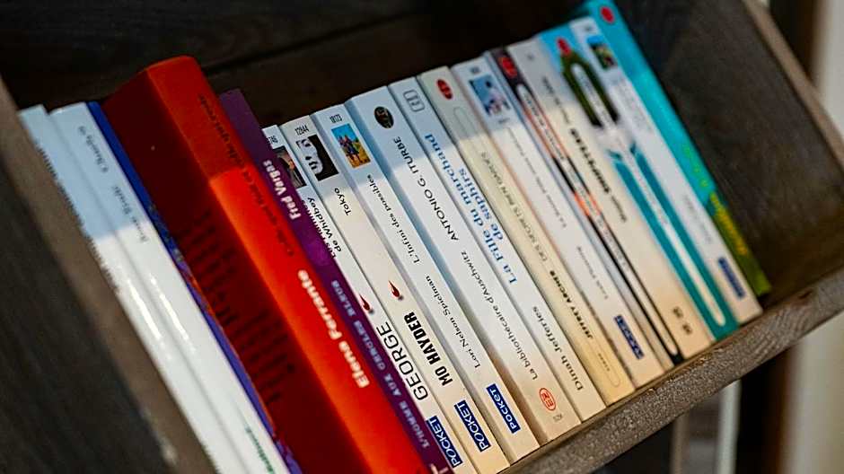 Contact Hôtel du Champ de Mars de Saint-Brieuc