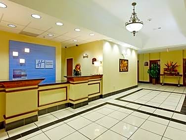 Holiday Inn Express & Suites Sylacauga
