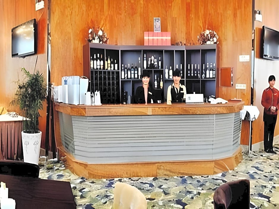 Guangyuan International Hotel