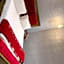 Hotel Sareena Residence