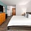 Travelodge by Wyndham Redwood Falls