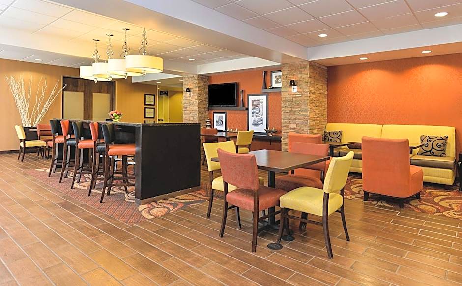 Hampton Inn By Hilton Clinton