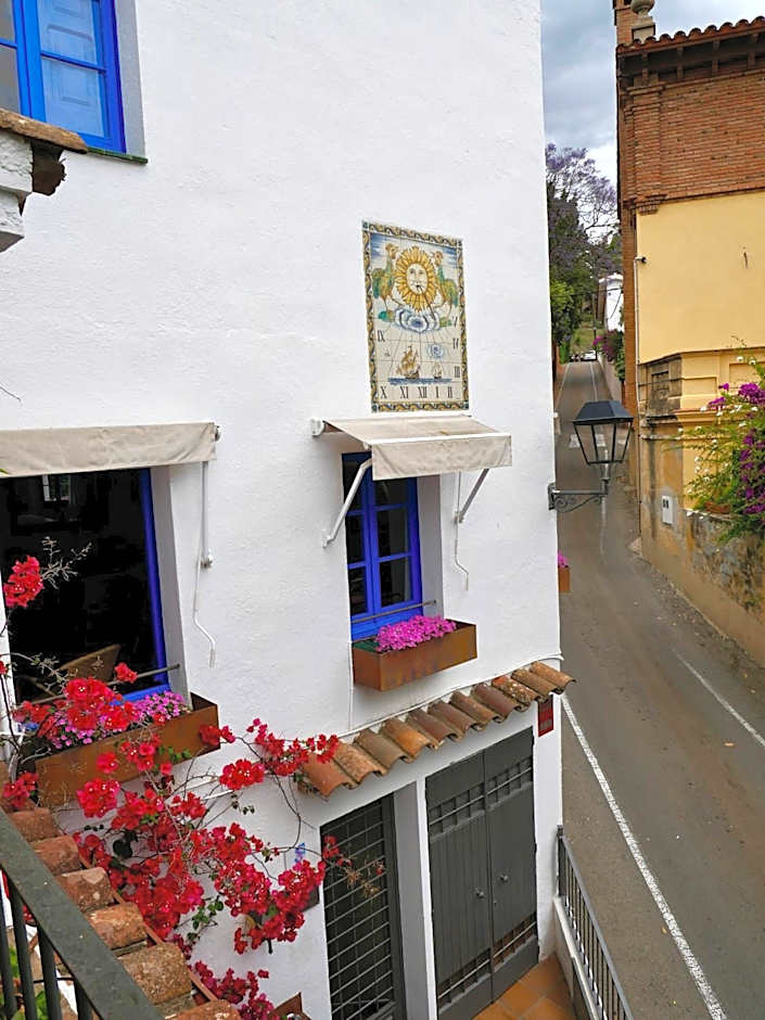 Hostal de la Plaça - Hotel Boutique