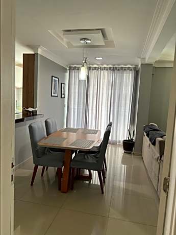 Belíssimo apartamento a 01 km da litorânea