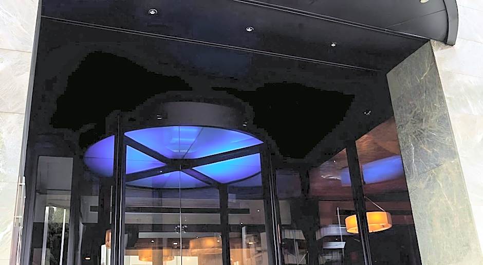 Cosmopolitan Hotel