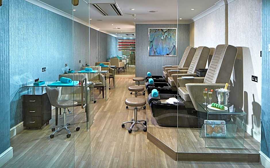 Rowhill Grange Hotel & Utopia Spa