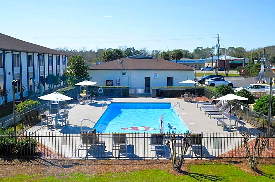Americas Best Value Inn & Suites Foley Gulf Shores