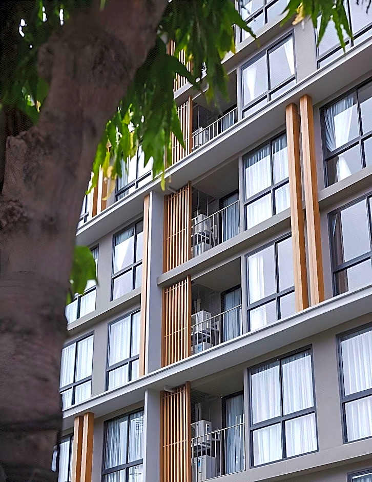 Madera Residence Sriracha