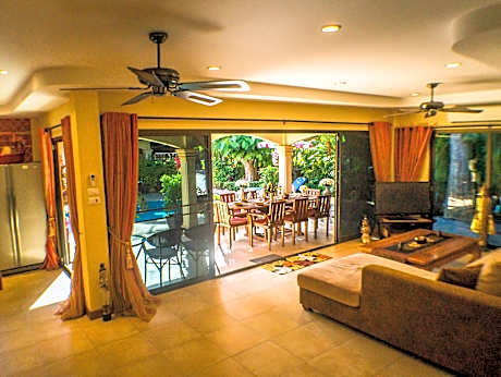 5-Bedroom Deluxe Pool Villa