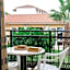 Village Inn Studios & Family Apartments