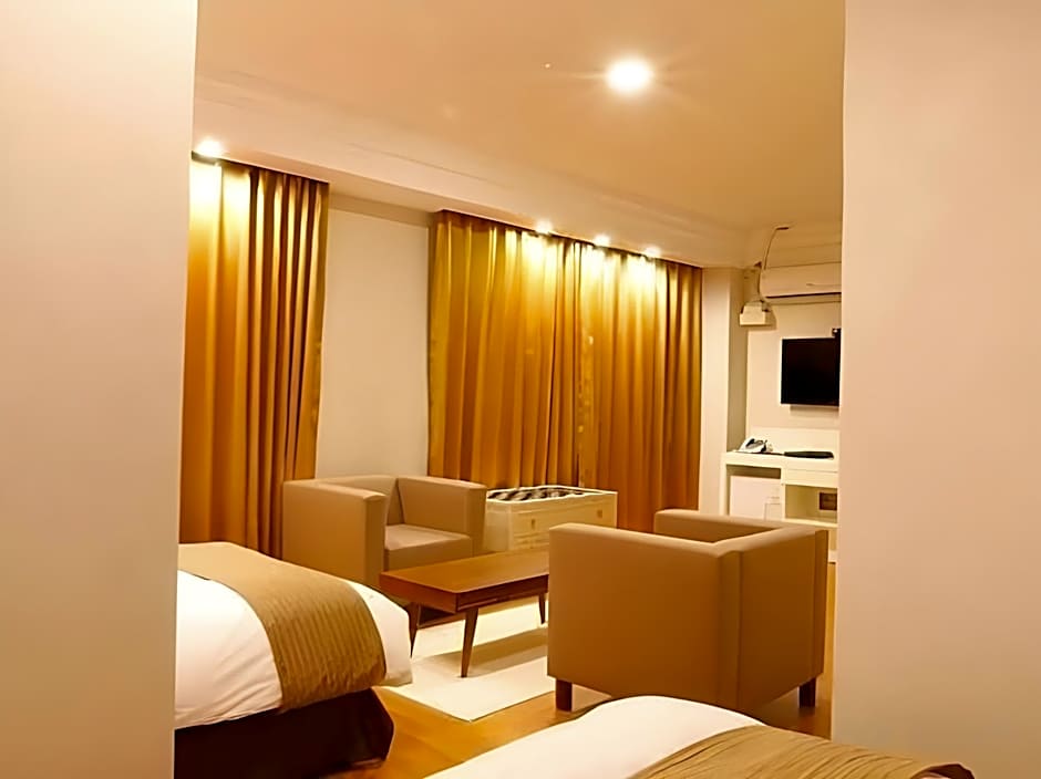 Anmyeondo Plaza Hotel