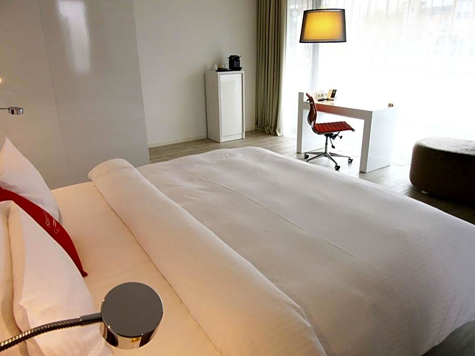 elaya hotel kleve, ehemals The Rilano Hotel Cleve City