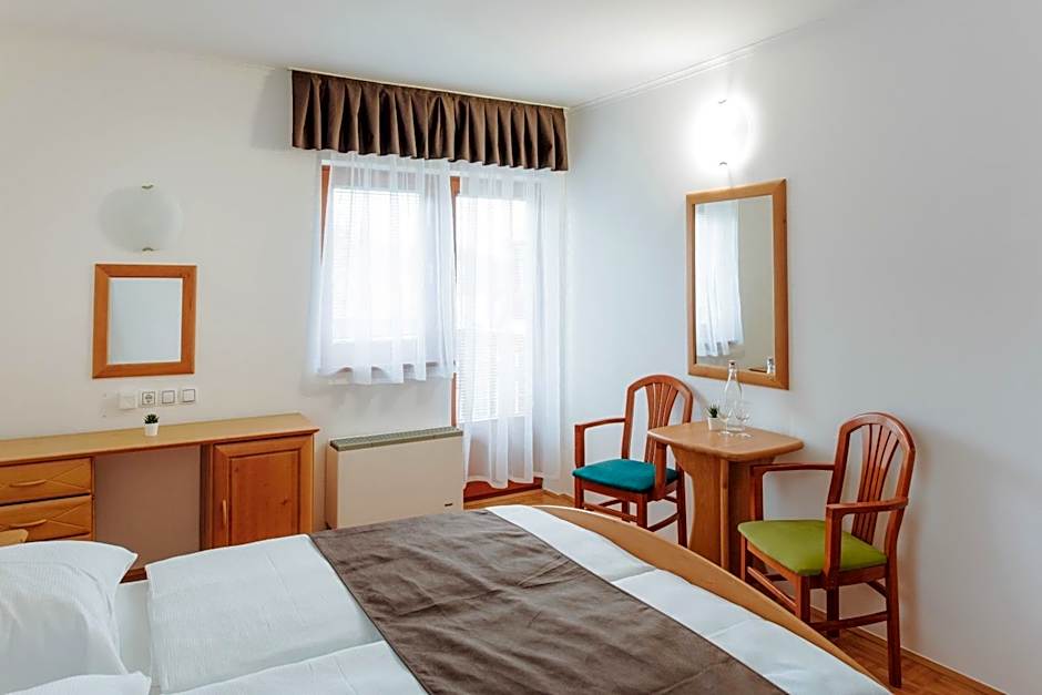 Bed & Breakfast Reaktiv