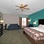 La Quinta Inn & Suites by Wyndham Knoxville East