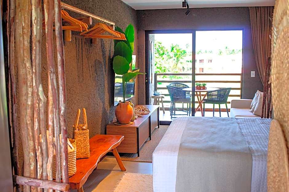 Gamboa Patacho just 190 m from Praia do Patacho, on the Rota dos Milagres.