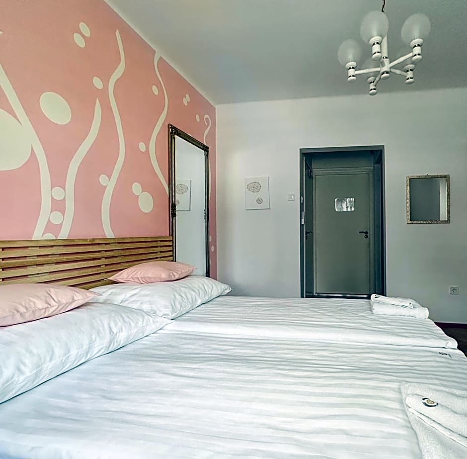 Zen House ADULT ONLY 16plus