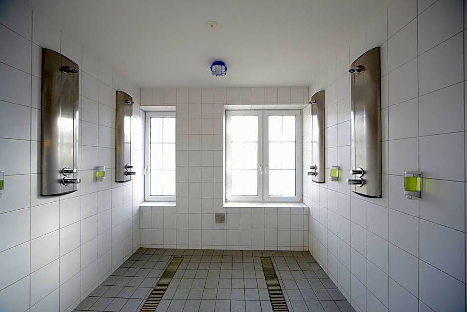 Bed’nBudget Expo-Hostel Dorms