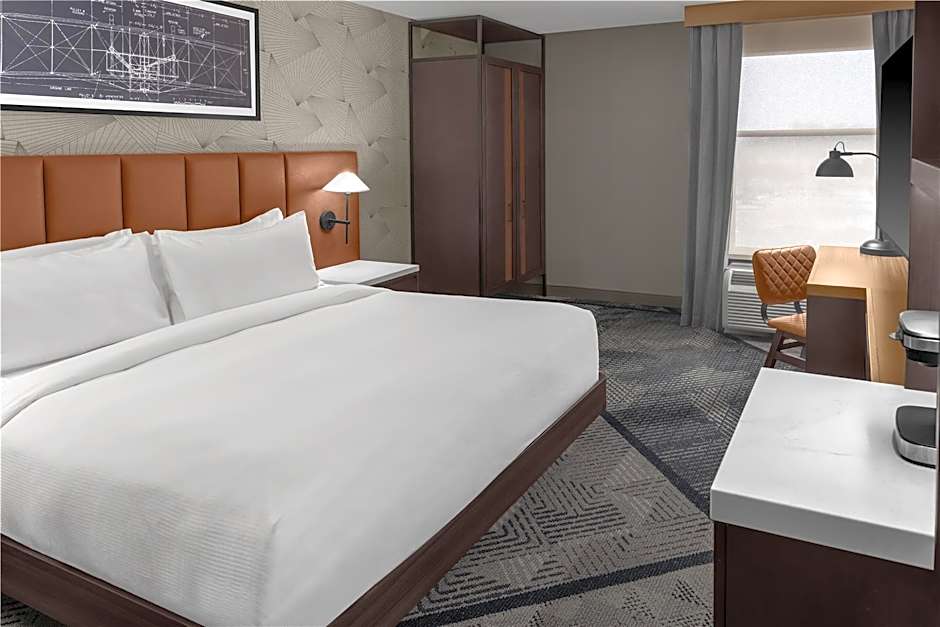 DoubleTree by Hilton Dayton Fairborn
