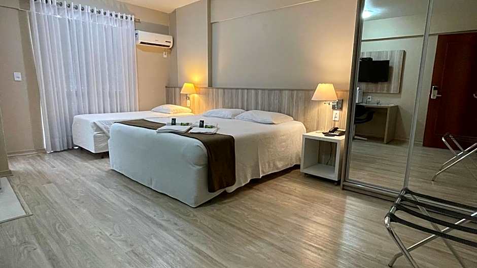 Aquarius Flat Aptos e Suítes