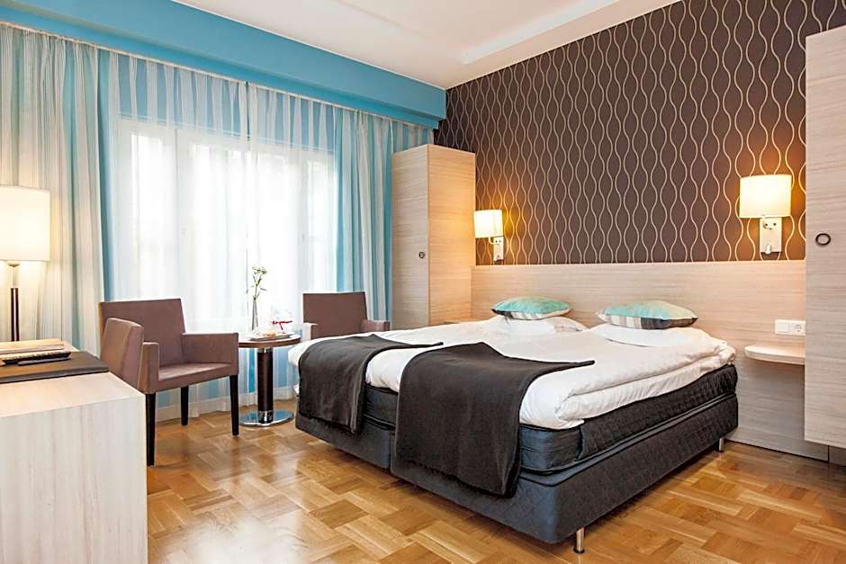 Elite Hotel Marina Plaza