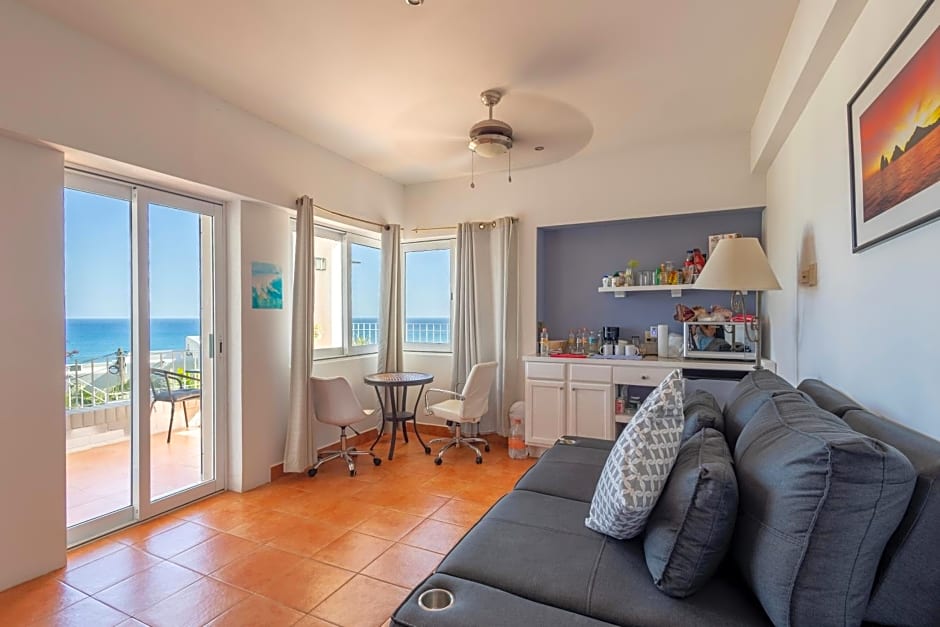 MariaMar Suites
