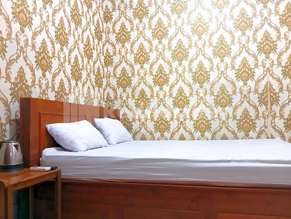 Isa Homestay Kudus Mitra Reddoorz